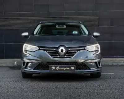 Sell Renault Mégane Sport Tourer 2018 - 15990 EUR, 126740 km - AUTO.MOTO.pt