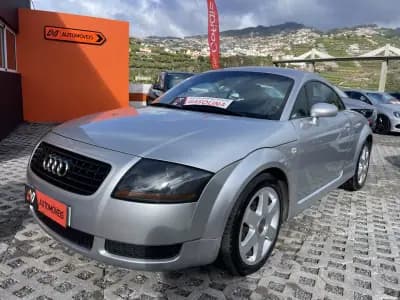 Vendo Audi TT Coupé 1999 - 9950 EUR, 106086 km - AUTO.MOTO.pt