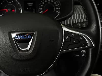 Sell Dacia Jogger 2022 - 15990 EUR, 112806 km - AUTO.MOTO.pt