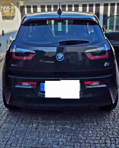 Vendo BMW i3 2017 - 15650 EUR, 155000 km - AUTO.MOTO.pt