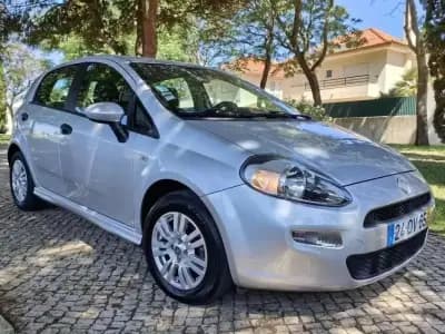 Sell Fiat Punto 2014 - 6990 EUR, 73125 km - AUTO.MOTO.pt