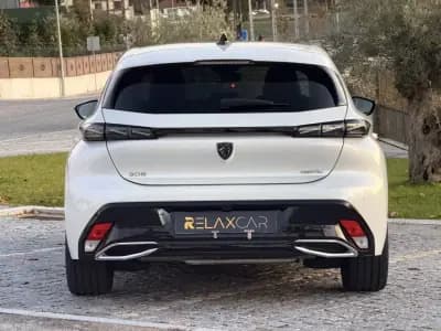 Vendo Peugeot 308 2021 - 25000 EUR, 58000 km - AUTO.MOTO.pt