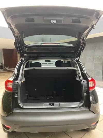 Sell Renault Captur 2014 - 10750 EUR, 114000 km - AUTO.MOTO.pt