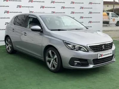 Sell Peugeot 308 2018 - 12990 EUR, 88000 km - AUTO.MOTO.pt
