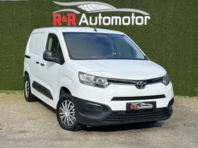 Sell Toyota Proace 2022 - 14400 EUR, 158000 km - AUTO.MOTO.pt