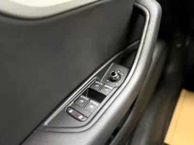 Vendo Audi A5 Sportback 2020 - 32950 EUR, 127000 km - AUTO.MOTO.pt