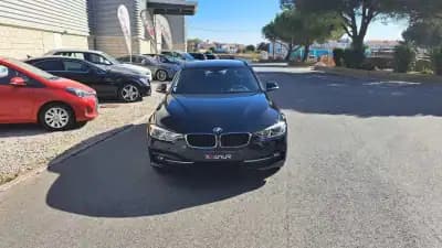 Vendo BMW 320 2018 - 21500 EUR, 131572 km - AUTO.MOTO.pt