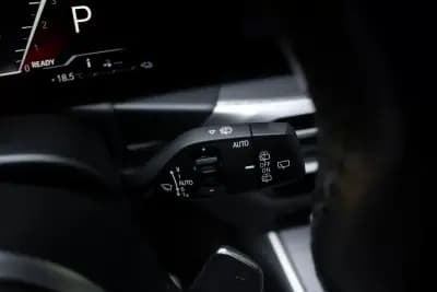 Vendo BMW 320 2022 - 34990 EUR, 75451 km - AUTO.MOTO.pt