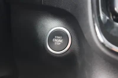 Sell Volvo XC 40 2021 - 24500 EUR, 136304 km - AUTO.MOTO.pt