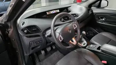 Vendo Renault Grand Scénic 2012 - 9990 EUR, 188000 km - AUTO.MOTO.pt