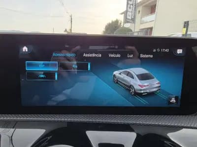 Vendo Mercedes-Benz CLA 180 2020 - 31990 EUR, 97000 km - AUTO.MOTO.pt