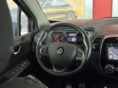 Vendo Renault Captur 2017 - 15990 EUR, 80345 km - AUTO.MOTO.pt