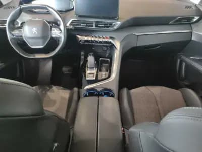 Vendo Peugeot 3008 2021 - 21950 EUR, 151000 km - AUTO.MOTO.pt