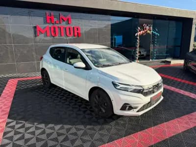 Sell Dacia Sandero 2024 - 17900 EUR, 38000 km - AUTO.MOTO.pt