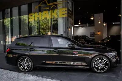 Vendo BMW 320 2022 - 34990 EUR, 75451 km - AUTO.MOTO.pt