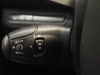 Vendo Peugeot 2008 2017 - 12490 EUR, 57665 km - AUTO.MOTO.pt