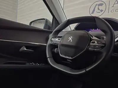 Sell Peugeot 5008 2021 - 22450 EUR, 42414 km - AUTO.MOTO.pt