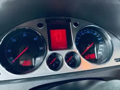 Sell Volkswagen Passat Variant 2007 - 9850 EUR, 213396 km - AUTO.MOTO.pt