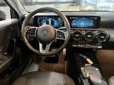 Vendo Mercedes-Benz A 180 Limousine 2020 - 22600 EUR, 114696 km - AUTO.MOTO.pt
