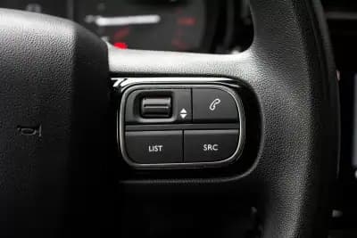 Sell Citroën C3 2024 - 13990 EUR, 21393 km - AUTO.MOTO.pt