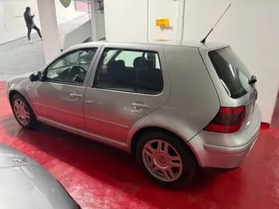Vendo Volkswagen Golf 2001 - 3250 EUR, 147000 km - AUTO.MOTO.pt