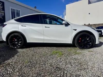Vendo Tesla Model Y 2022 - 39990 EUR, 59000 km - AUTO.MOTO.pt