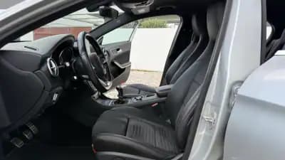 Sell Mercedes-Benz GLA 180 2017 - 24900 EUR, 64269 km - AUTO.MOTO.pt