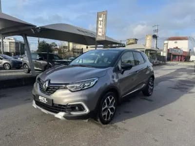 Vendo Renault Captur 2018 - 14500 EUR, 48000 km - AUTO.MOTO.pt
