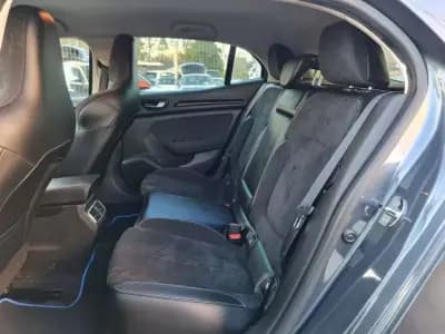 Vendo Renault Mégane 2016 - 14990 EUR, 179000 km - AUTO.MOTO.pt