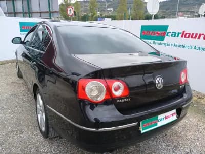 Vendo Volkswagen Passat 2006 - 8350 EUR, 138534 km - AUTO.MOTO.pt