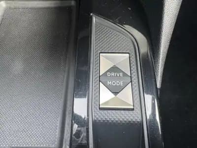 Vendo DS DS3 Crossback 2019 - 17490 EUR, 42319 km - AUTO.MOTO.pt