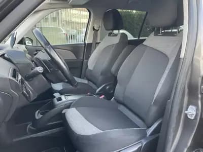 Sell Citroën C4 Grand Picasso 2017 - 13995 EUR, 113714 km - AUTO.MOTO.pt