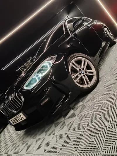 Vendo BMW 118 2021 - 22750 EUR, 111912 km - AUTO.MOTO.pt