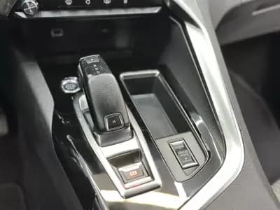 Sell Peugeot 5008 2021 - 24800 EUR, 142000 km - AUTO.MOTO.pt