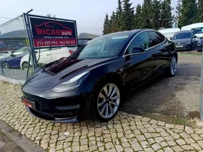 Sell Tesla Model 3 2019 - 24000 EUR, 128000 km - AUTO.MOTO.pt