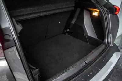 Vendo Peugeot 2008 2020 - 15450 EUR, 125449 km - AUTO.MOTO.pt