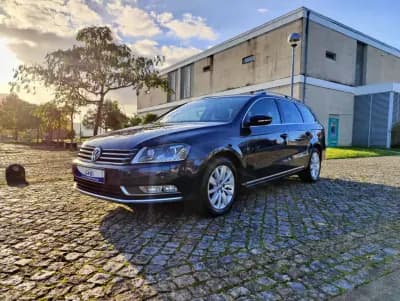 Sell Volkswagen Passat Variant 2011 - 10750 EUR, 213000 km - AUTO.MOTO.pt
