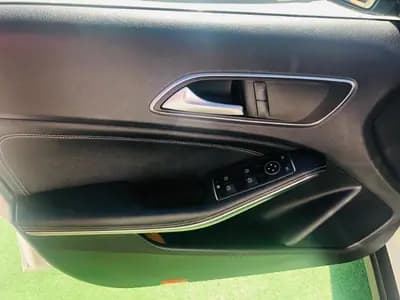 Sell Mercedes-Benz GLA 200 2014 - 20000 EUR, 200000 km - AUTO.MOTO.pt