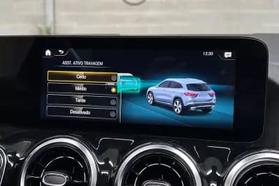 Vendo Mercedes-Benz GLA 250 2022 - 34950 EUR, 58115 km - AUTO.MOTO.pt