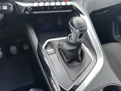 Sell Peugeot 5008 2018 - 14900 EUR, 140000 km - AUTO.MOTO.pt