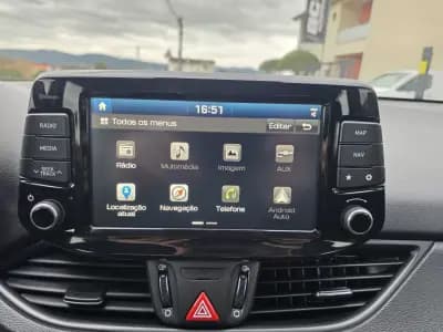 Vendo Hyundai i30 SW 2020 - 14990 EUR, 159000 km - AUTO.MOTO.pt