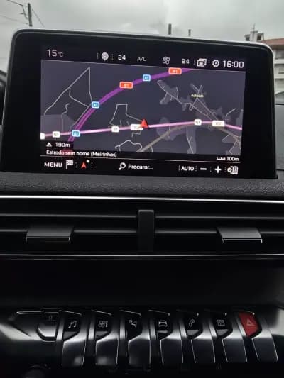 Sell Peugeot 3008 2018 - 22950 EUR, 162300 km - AUTO.MOTO.pt