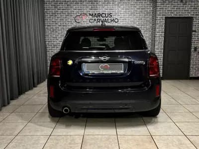 Vendo MINI Countryman 2020 - 27990 EUR, 68000 km - AUTO.MOTO.pt