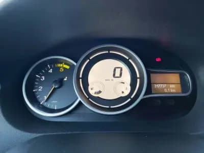 Vendo Renault Mégane 2013 - 4950 EUR, 317737 km - AUTO.MOTO.pt