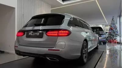 Sell Mercedes-Benz E 300 2023 - 46990 EUR, 63661 km - AUTO.MOTO.pt