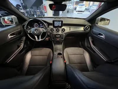 Sell Mercedes-Benz GLA 200 2015 - 21990 EUR, 120000 km - AUTO.MOTO.pt
