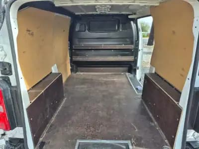 Vendo Peugeot Expert 2020 - 12950 EUR, 124434 km - AUTO.MOTO.pt