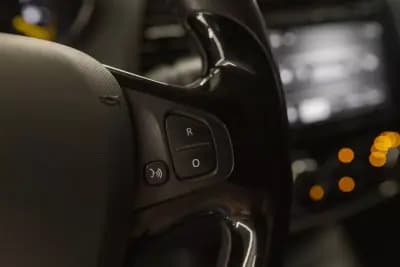 Vendo Renault Captur 2015 - 13900 EUR, 68386 km - AUTO.MOTO.pt