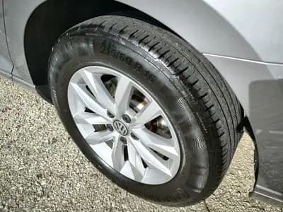 Vendo Volkswagen Passat 2019 - 18950 EUR, 155079 km - AUTO.MOTO.pt