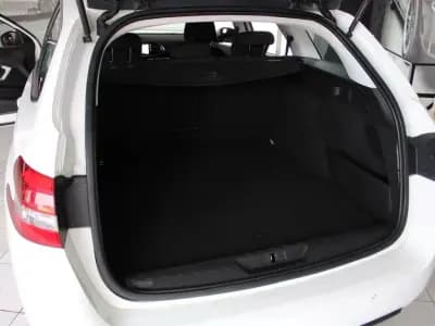 Vendo Peugeot 308 SW 2016 - 8900 EUR, 350824 km - AUTO.MOTO.pt